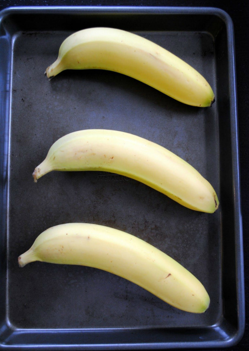 Не доспевшие бананы в духовке. | Фото: Pinterest.