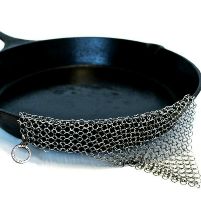 Металлическая мочалка для сковородки. | Фото: Pinterest.