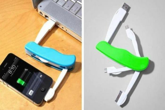 Различные USB-шнуры в оригинальной упаковке в виде складного ножа.