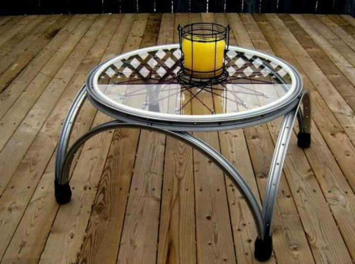 Кофейный столик из колес.