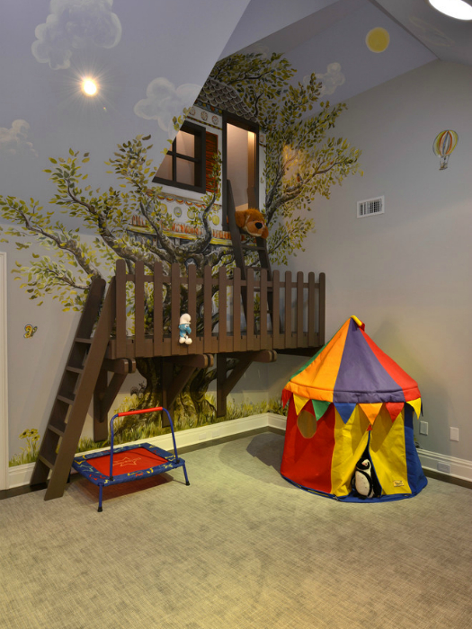 Мечта каждого ребенка - домик на дереве в детской комнате.