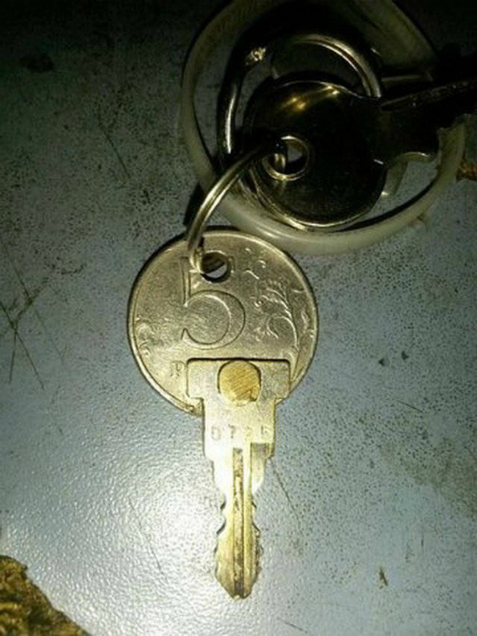 Отремонтировал ключ.