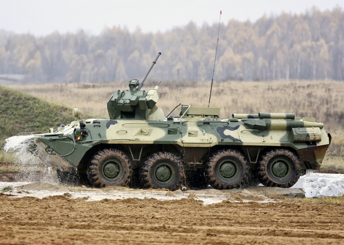 Надежный российский бронетранспортер под названием - БТР-82.