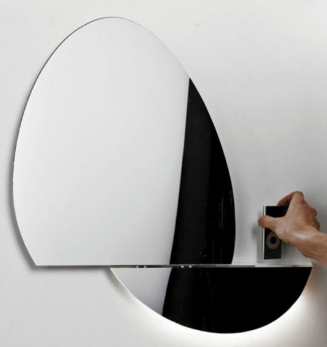 Дизайнеры итальянской компании Digital Habit заставят петь кого угодно, даже зеркало.