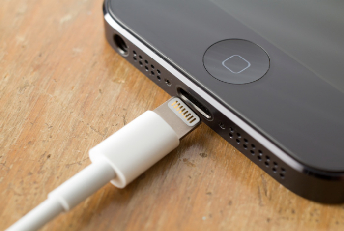 Самые функциональные и необычные модели зарядных кабелей для Apple Iphone.