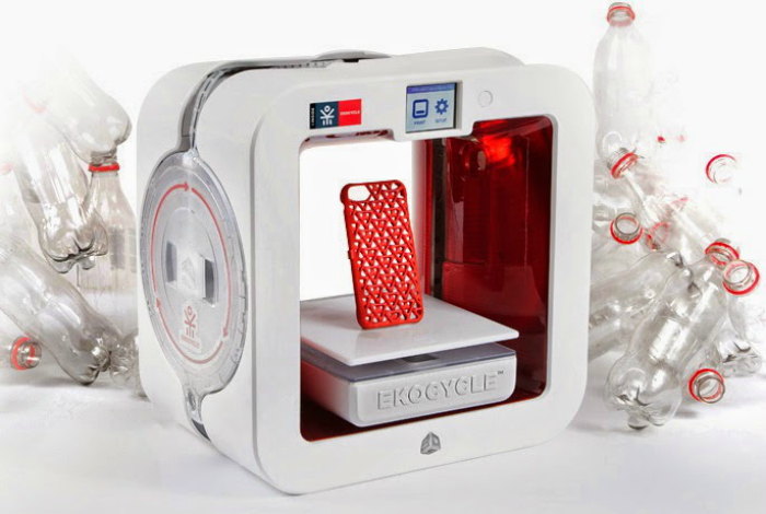 Оригинальный 3D принтер - Ekocycle Cube, который способный утилизировать пластиковые бутылки.