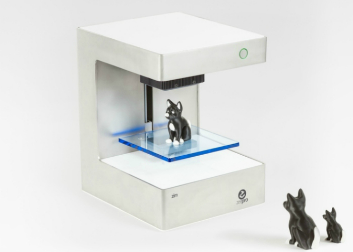 Уникальный 3D принтер - Zeepro Zim , который может печатать предметы из водорастворимого пластика.