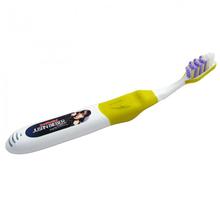 Необычная зубная щетка под названием - The Justin Bieber Singing Toothbrush.