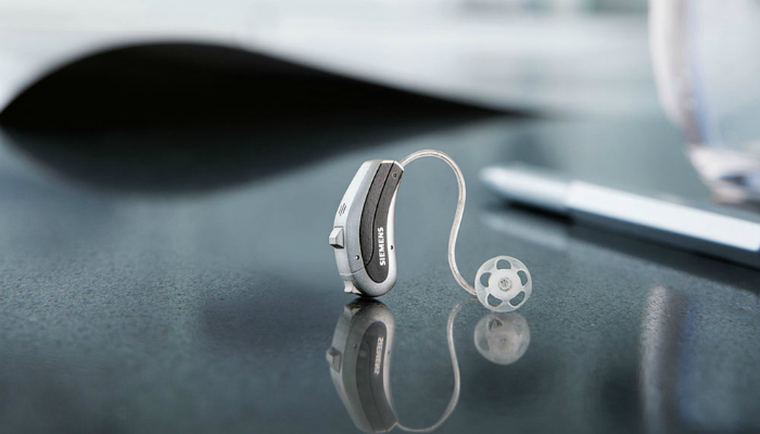 Компактные наушники под названием - Siemens Smart Hearing Aid.