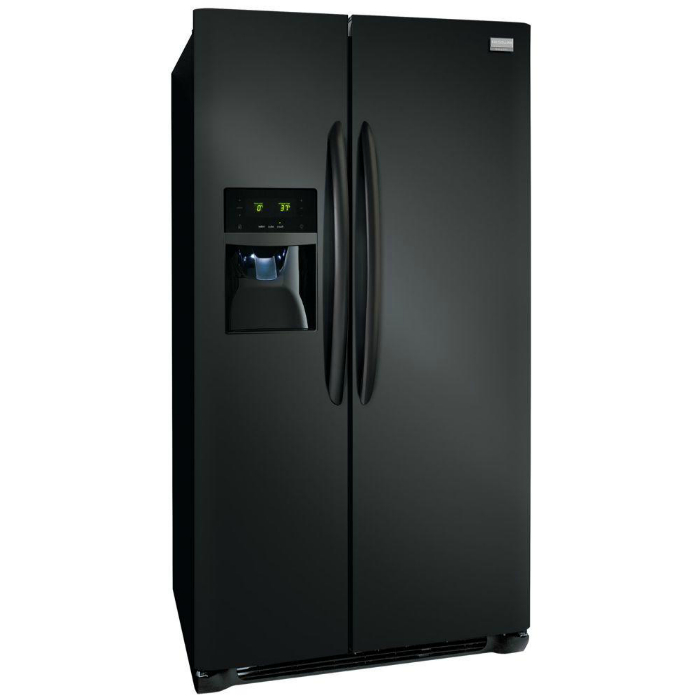 Вместительный холодильник под названием - Frigidaire FFSC2323L.
