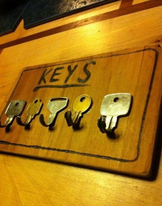 Ключница из старых ключей