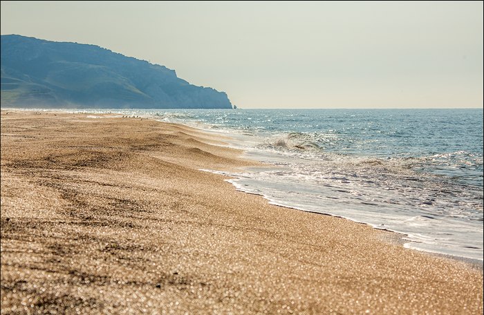 Дикий пляж в Крыму. Автор фото: Сергей Анашкевич
