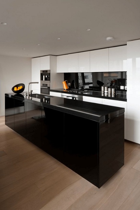 Незабываемый скандинавский стиль в оформлении кухни в черном цвете, что станет просто сказочным украшением дома.