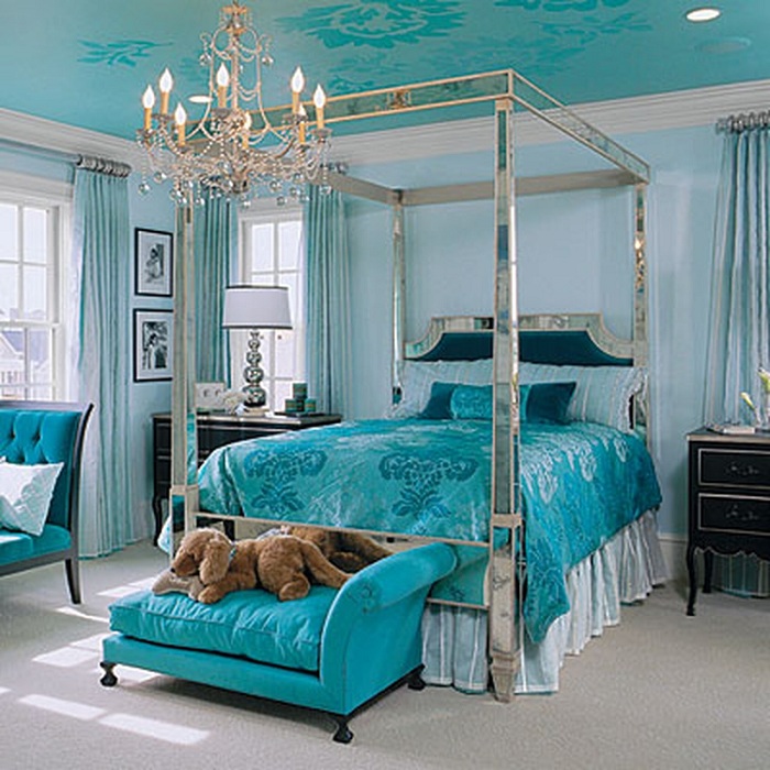 Яркие различные оттенки позволяет создать красивую комнату для сна.