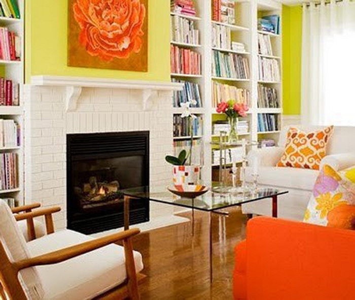 Яркий интерьер гостиной, станет удачным примером декорирования.