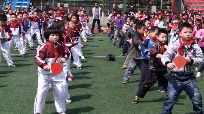 Пинг-понг - самый популярный вид спорта в Китае.