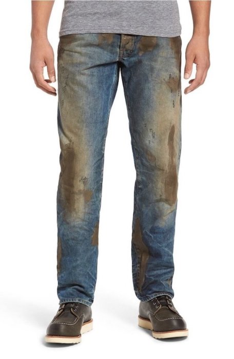 Просто грязные джинсы.