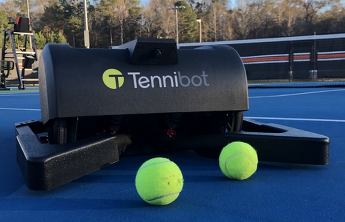 Автономный робот для сбора теннисных мячей.