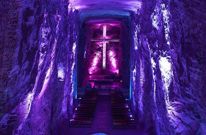 Соляной собор Сипакира - 150 метров под землёй.