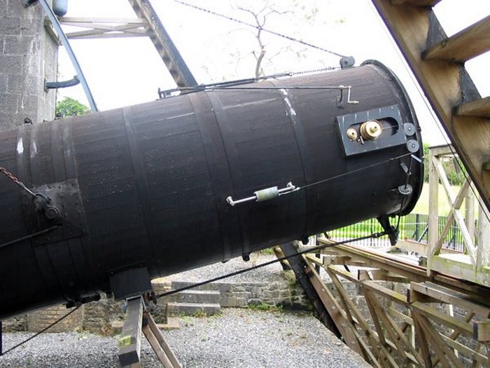 Реконструированный телескоп «Левиафан».