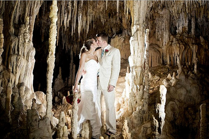 Свадьба в пещере.