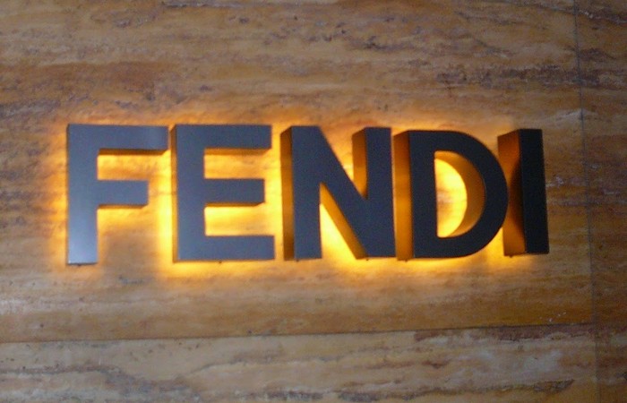 Суперпопулярный бренд «Fendi».