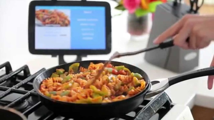 Bluetooth-сковорода для начинающих поваров.