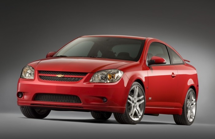 Chevrolet Cobalt первого поколения выпускался с 2004 по 2010 гг.