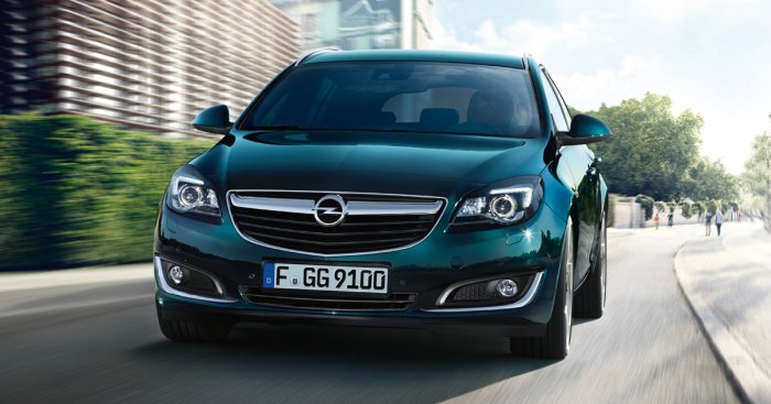 Opel Insignia – седан среднего класса с привлекательной ценой.