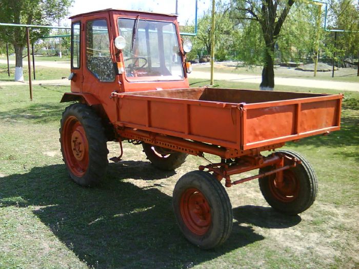 Легкий трактор Т-16. | Фото: gallery.ykt.ru.