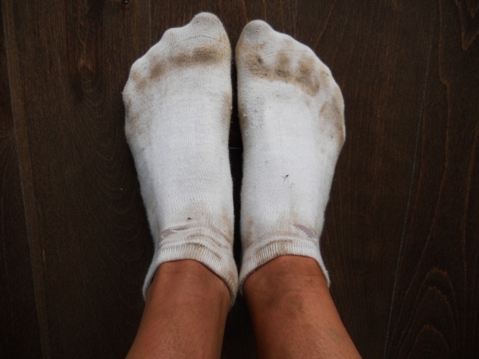 Белые носки обречены быть черными. /Фото: polsov.com.