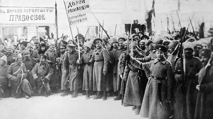 Революции не начинаются по чьему-то хотению. /Фото: bravo-voronezh.ru.