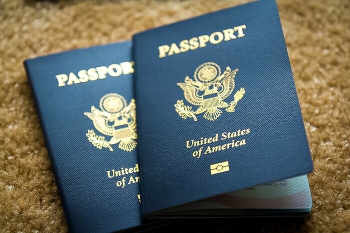 Привычные нашим людям паспорта в США только для заграничных поездок. /Фото: forumdaily.com.