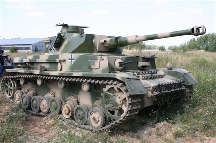 На восточном фронте танки камуфлировали. /Фото: yandex.ru.