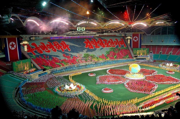 На стадионе площадью 20,7 гектар проводятся грандиозные многотысячные выступления. | Фото: reddit.com.