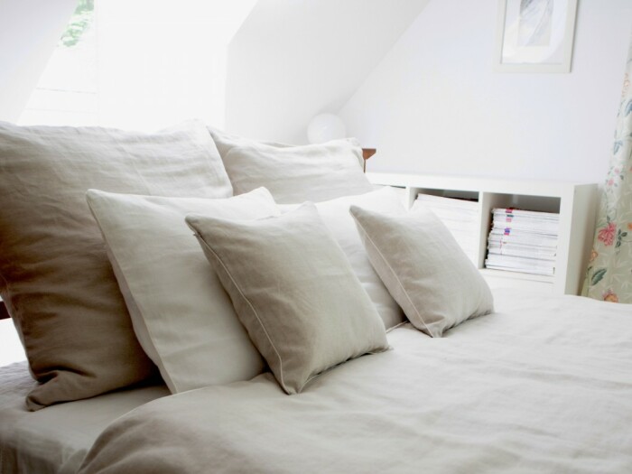 Выбирайте качественное натуральное постельное бельё. \ Фото: linenbeauty.com.