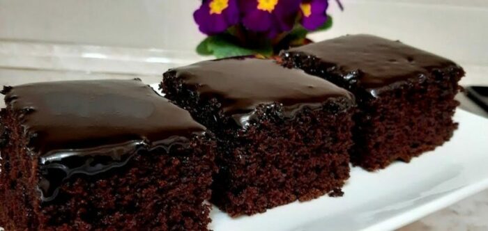 Шоколадно-свекольный торт. \ Фото: pinterest.com.