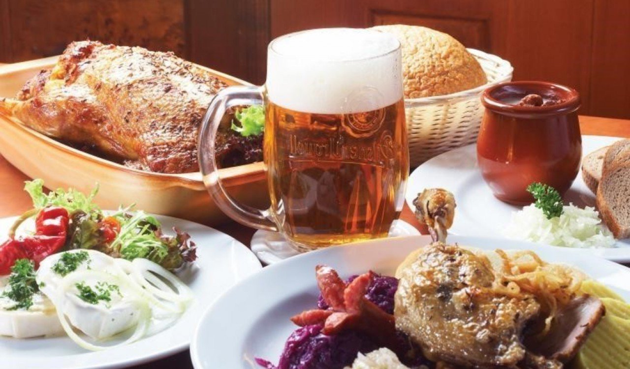 Чешская кухня также не входит в список полезных.