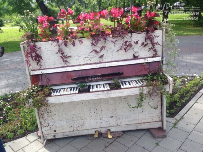 Старенькое пианино. 