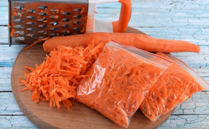 Замораживаем морковь. \ Фото: agronomu.com.