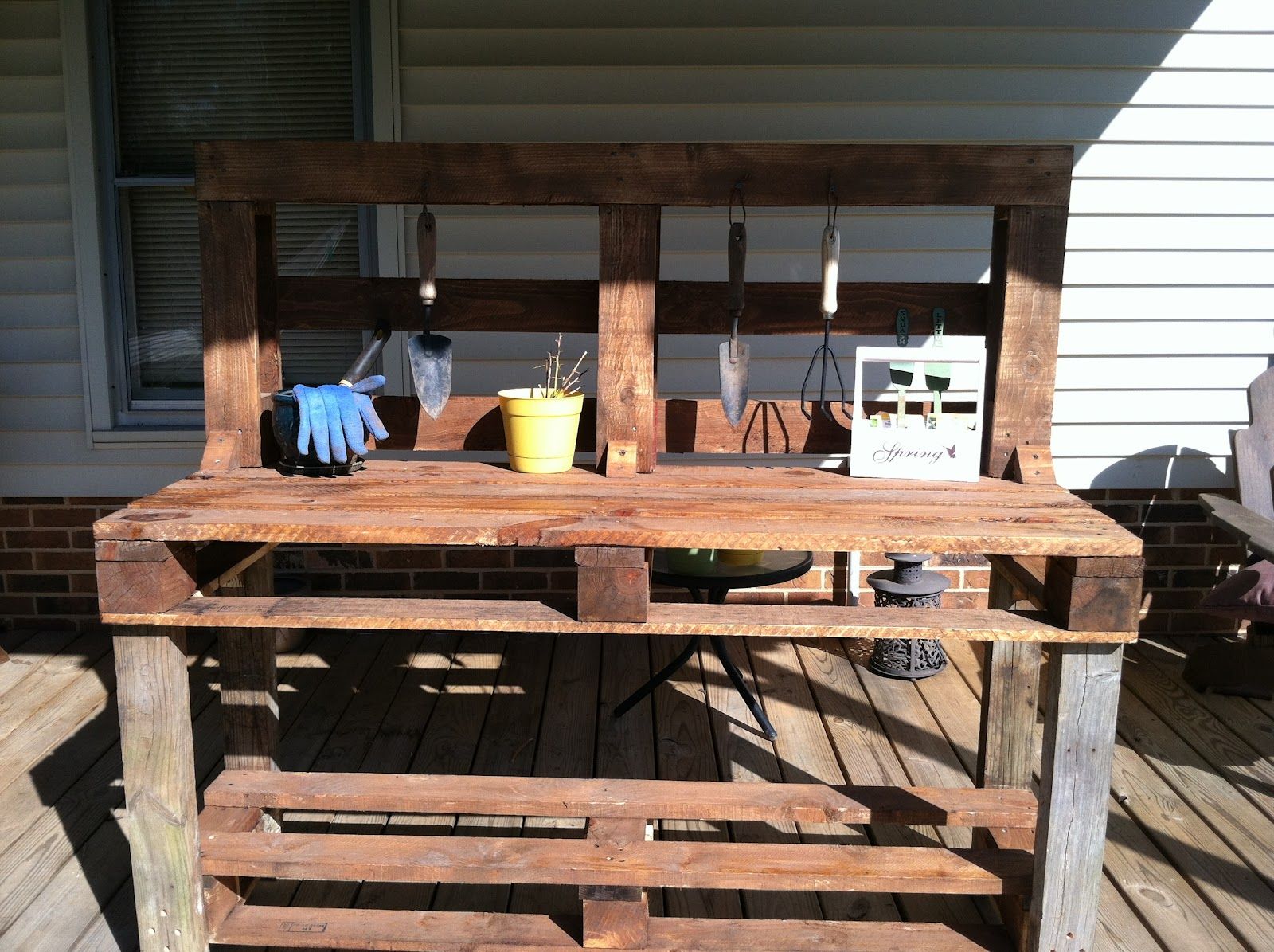 Функциональный рабочий уголок.