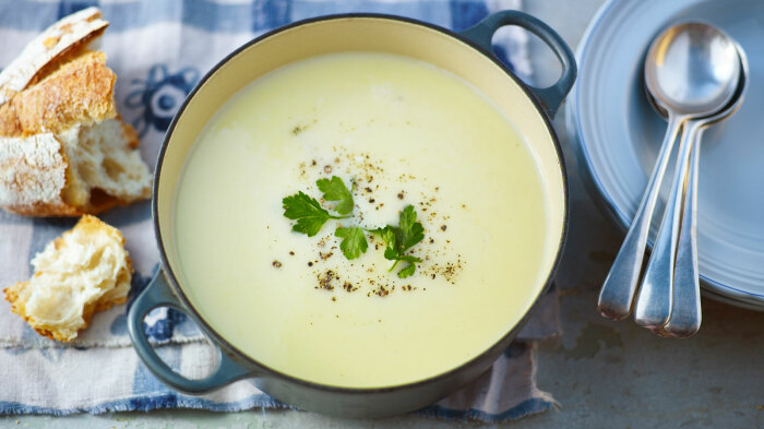 Картофельно-капустный крем-суп. \ Фото: food-images.files.bbci.co.uk.