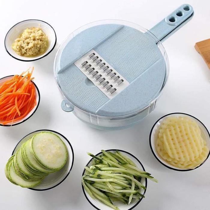 Слайсер-терка удобен в пользовании и значительно экономит время при готовке. /Фото: cdn.shopify.com