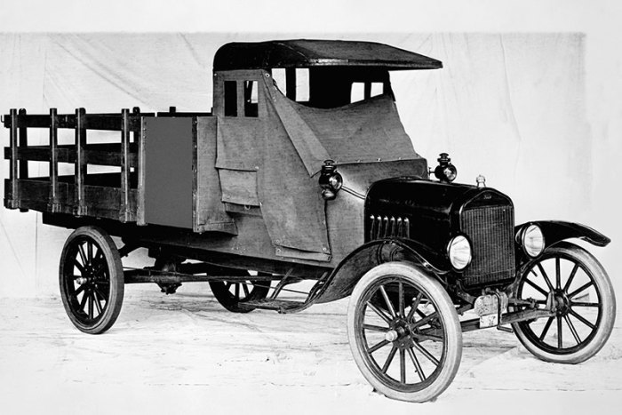Ford Model TT, 1918 год. /Фото: trucks.com