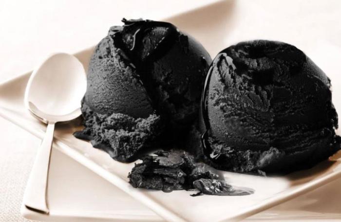 Черные блюда – необычный тренд на любителя. /Фото: jpost.com