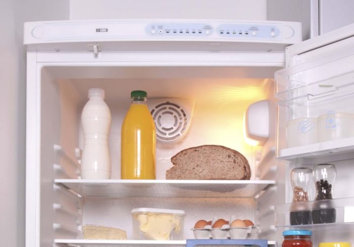 Хлеб будет свежее, если его хранить в холодильнике? /Фото: uborka.co