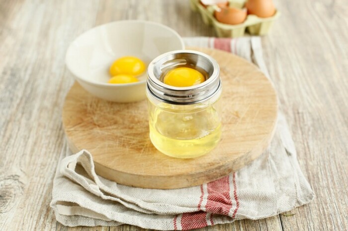 Проблема разделения желтка и белка больше никогда не возникнет на вашей кухне. /Фото: happytappi.com