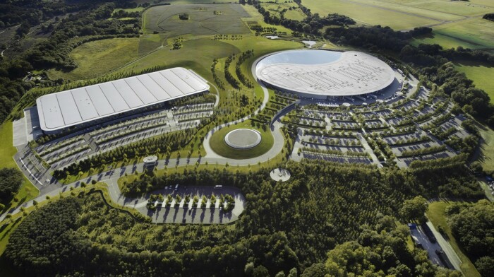 Производственный центр McLaren. /Фото: images.adsttc.com