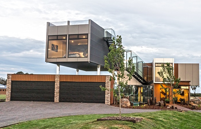 Молодая австралийская семья построила один из самых удивительных контейнерных домов. | Фото: in.pinterest.com.