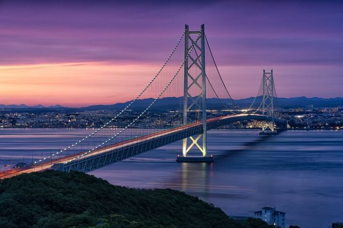 Жемчужный мост – национальная гордость японцев (Akashi Kaikyo Bridge, Япония). | Фото: ru.traveltripsworld.com.
